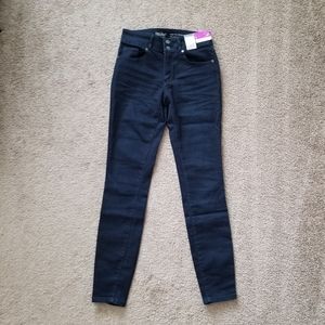 NWT Skinny Jeans